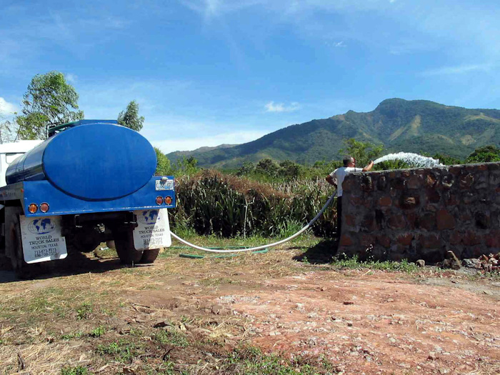 1_Llenando_el_Tanque_para_